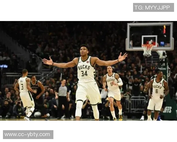 字母哥哥盛赞库里和利拉德称后者三分训练命中率惊人